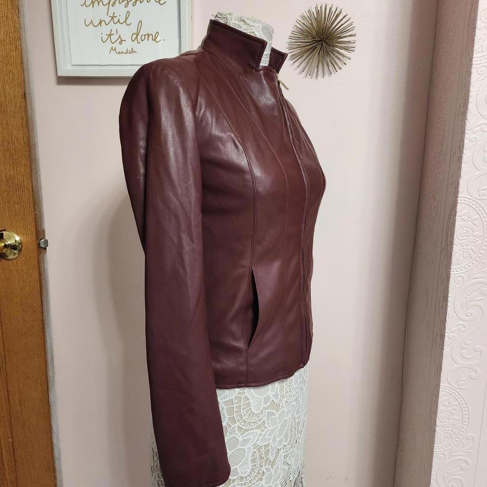 Cole Haan Soft Polyurethane Lined Jacket – XS – Wine – Beautiful Condition CCC10
